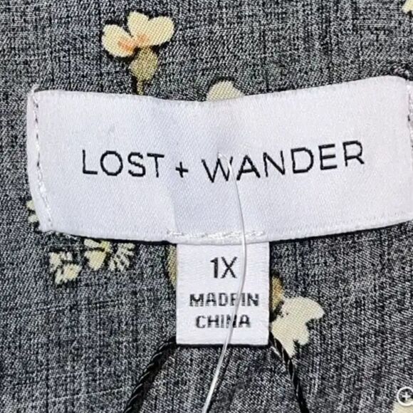 NWT Lost + Wonder Plus Size Daisy Floral Black Long Sleeve Crop Top - Size 1XL - Picture 5 of 7